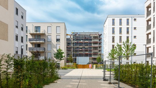 Neu gebaute Mehrfamileinhäuser